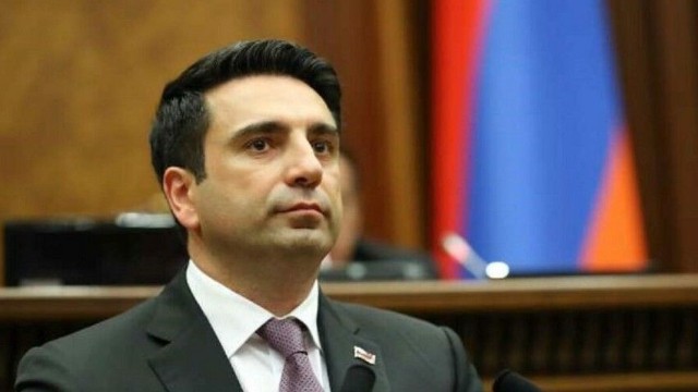 "Ermənistan sülh gündəmini qəbul edib"- Simonyan