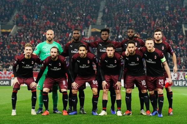 “Milan” klubu cəzalandırıldı 
