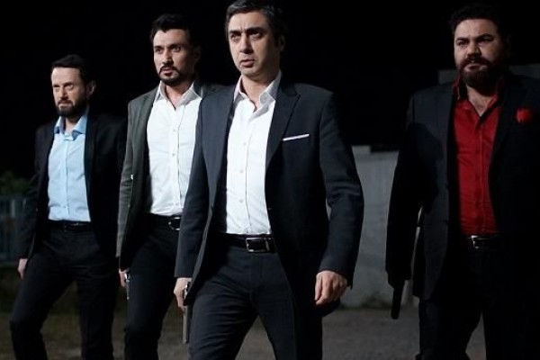 "Kurtlar vadisi" serialı ilə məşhurlaşan aktyor qəfil öldü - FOTO