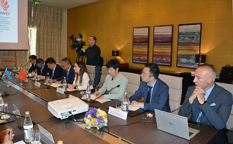 DGK və “Huawei Tech. Azerbaijan” MMC  niyyət protokolu imzaladı - FOTO