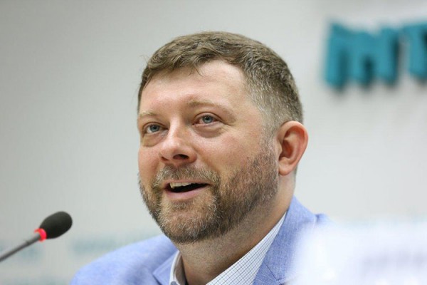 Hakim partiyanın sədri dəyişdi - Ukraynada