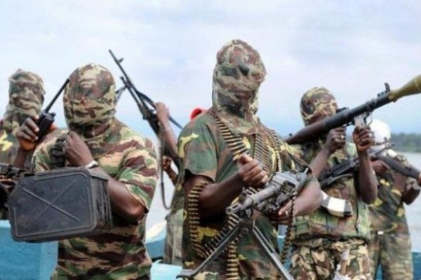 Nigeriyada silahlılar şəhərə hücum etdi - 15 nəfər öldü