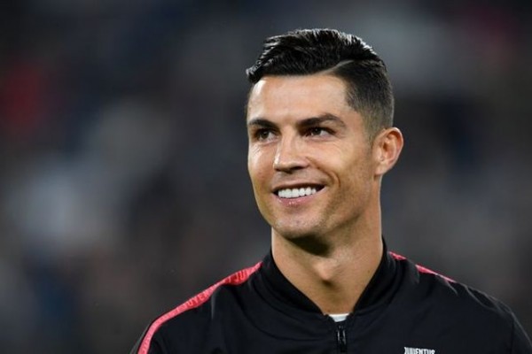 Kriştianu Ronaldo dünyanın ən yaxşısı seçilib 