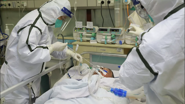 Qonşu ölkədə daha 479 nəfər koronavirusdan öldü
