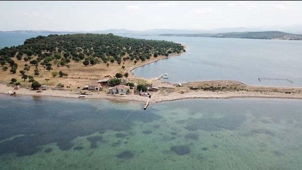 Hülya Avşar ada aldı - FOTO