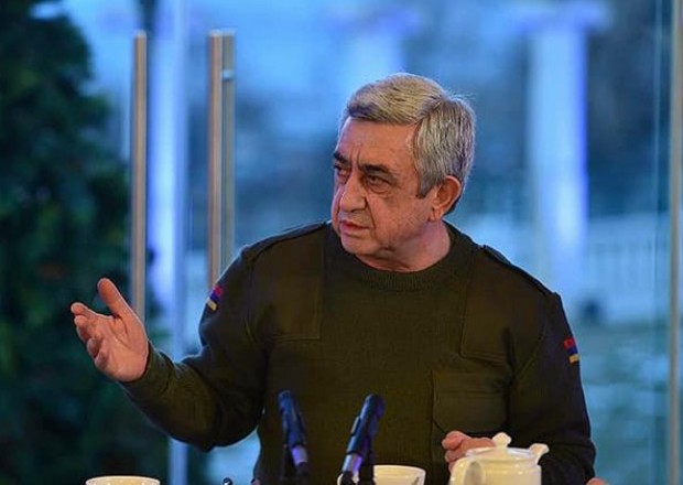 Serj Sarkisyan siyasi böhrandan danışdı - "Yeni tamaşa hazırlanır"