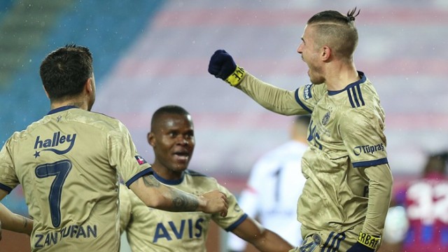 “Fənərbaxça” “Trabzonspor”u məğlub etdi 