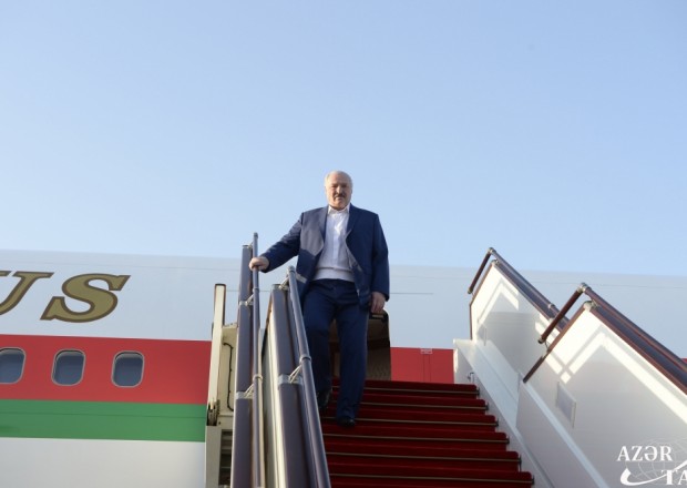 Lukaşenko Azərbaycana gəldi -FOTO