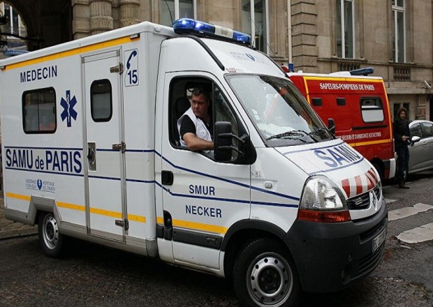 Fransada məktəbliləri aparan avtobus qəzaya düşdü 