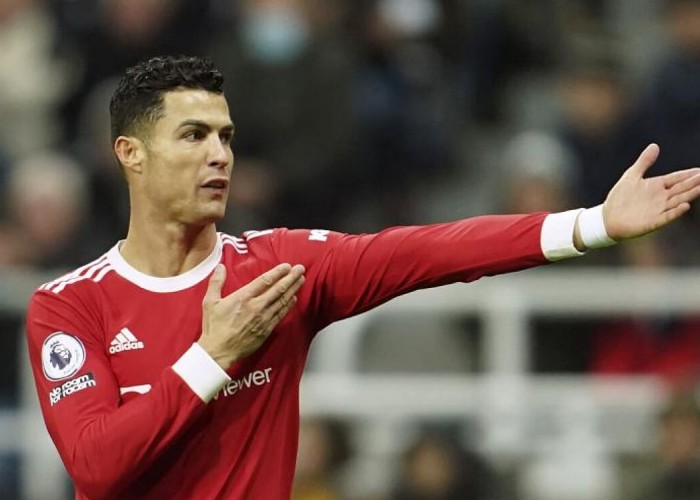 Ronaldo özünü “Barselona”ya təklif etdi
