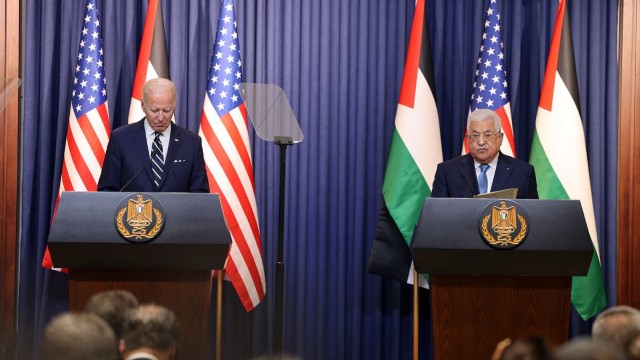 ABŞ prezidenti Mahmud Abbasla görüşdü 