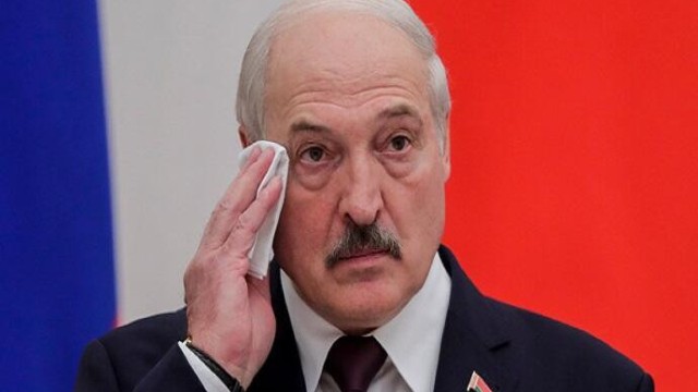 "Kimsə mənim öləcəyimi düşünürsə, sakitləşsin" - Lukaşenko