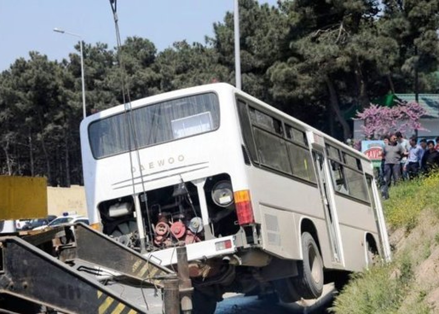 Qarabağdan Zaqatalaya sərnişin daşıyan avtobus aşdı -20 YARALI (YENİLƏNİB)