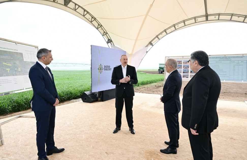 Prezident Hacıqabulda suvarma qurğuları kompleksi ilə tanış oldu - FOTOLAR