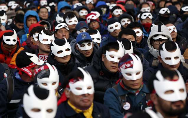 Prezidentin istefası tələb olundu - Cənubi Koreyada aksiya 