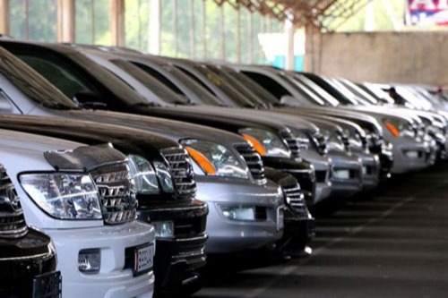 Bakıda "Hyundai", "BMW" və "Fiat" 3500 manata satışa çıxarıldı