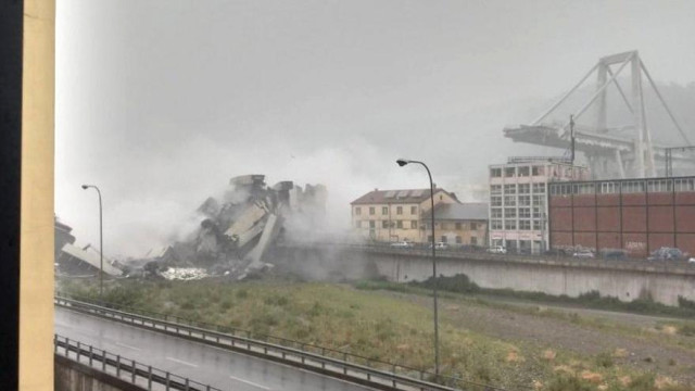 İtaliyada avtomobil körpüsü uçdu -  Ölən və yaralılar var FOTO-VİDEO