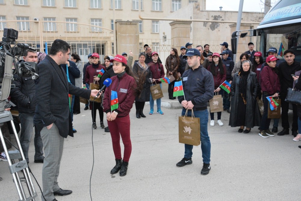 “Ölkəmizi tanıyaq”ın iştirakçıları Naxçıvan yola salındılar - FOTO