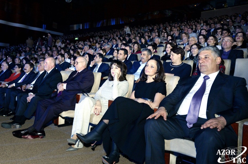 Polad Bülbüloğlunun yubiley konserti keçirildi - FOTOLAR