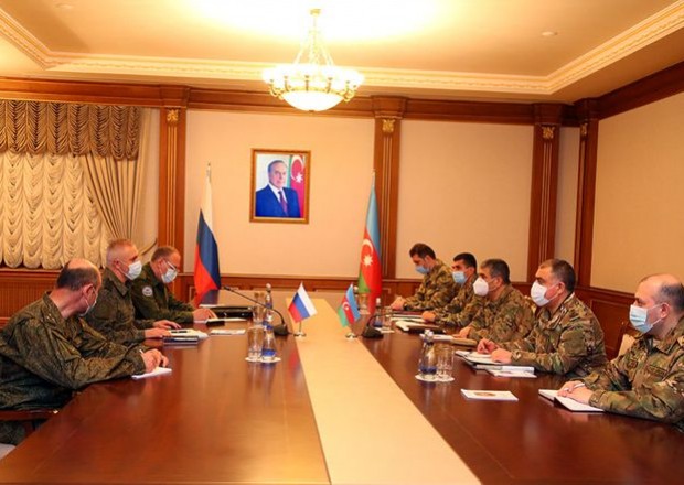 Zakir Həsənov Rusiya sülhməramlılarının komandanı ilə görüşdü