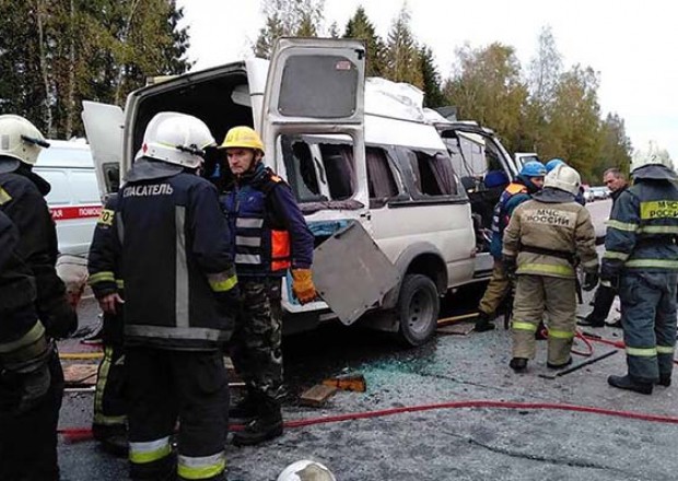 Rusiyada yol qəzasında 7 nəfər öldü