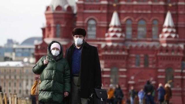 Rusiyada daha 802 nəfər koronavirusdan ölüb