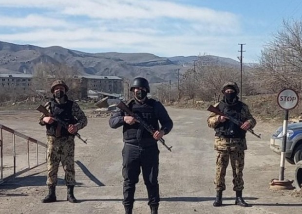 Polisi vurub qaçaraq azad olunmuş ərazilərə keçmək istədi 