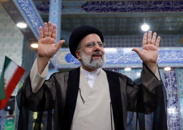 İranın yeni prezidenti and içdi