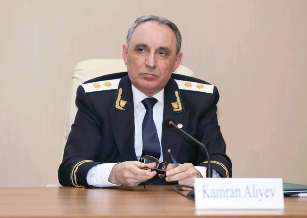 Baş prokuror Vasif Talıbovla görüşdü 