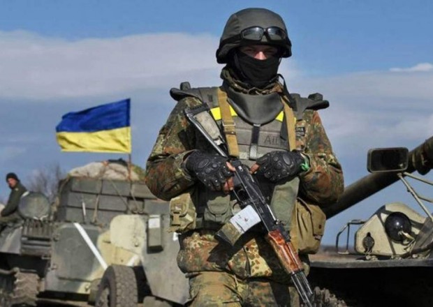 Donbasda gərginlik: Ukrayna hərbçisi yaralandı