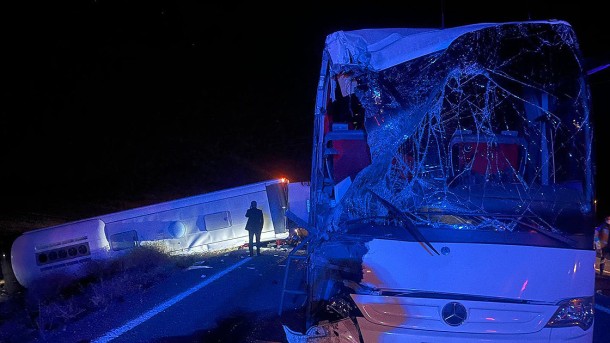 Türkiyədə iki avtobus qəzaya uğrayıb, 40-dan çox yaralı var - FOTO