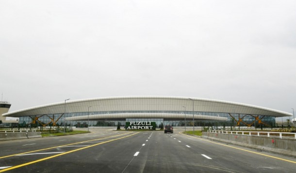 İlham Əliyev və Mehriban Əliyeva Füzuli aeroportunda - FOTOLAR