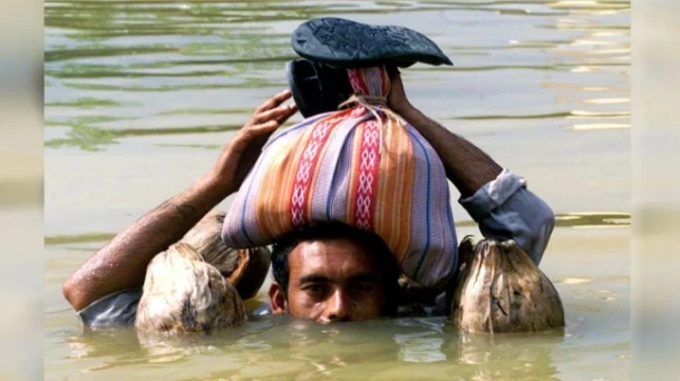 Hindistanda 80 nəfər leysan yağışları səbəbilə ÖLDÜ