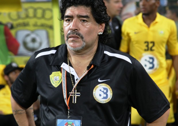 Maradonanın xatirəsinə futbol matçı keçiriləcək 