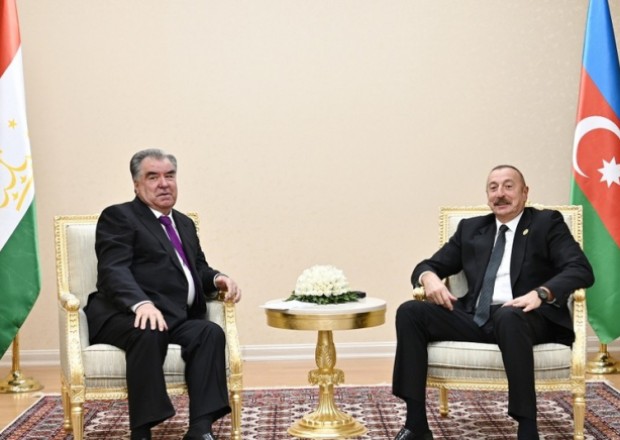İlham Əliyev Tacikistan Prezidenti ilə görüşüb (YENİLƏNİB)