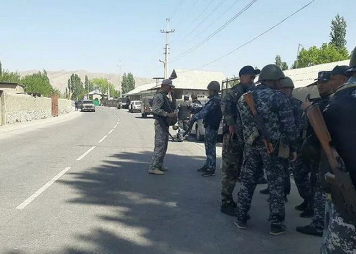 Qırğızıstan-Tacikistan sərhədində atışma: 17 nəfər yaralanıb (YENİLƏNİB)