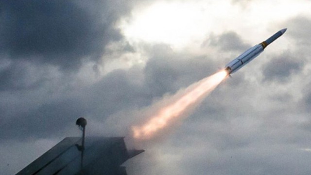 Rus qüvvələri Odessaya iki raket atdılar 