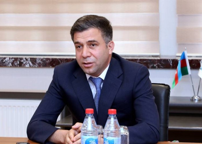 Ruslan Əliyev abonentlərə əlavə borc yazılmasına iddialarına cavab verdi- VİDEO