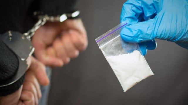 Narkotik satan 15 nəfər saxlanıldı - VİDEO