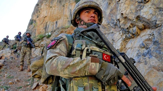 Türkiyə ordusu daha 12 terrorçunu məhv etdi