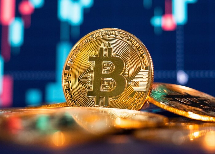 "Bitcoin"in qiyməti azaldı 