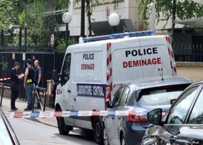 Türkiyənin Parisdəki konsulluğuna bomba atılıb