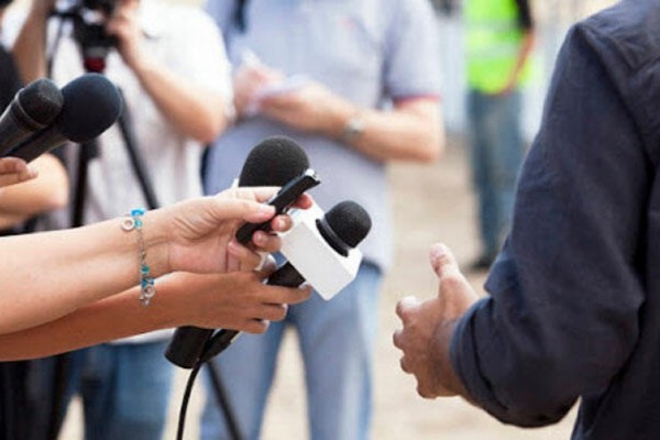 13 xarici jurnalistin Ukraynaya girişi qadağan edildi -  SƏBƏB