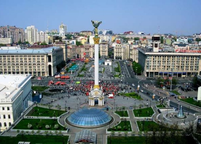 Ukraynada rusiyameylli partiyaların fəaliyyəti qadağan edilib