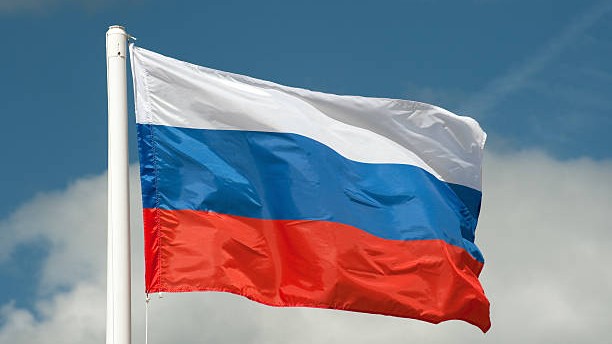 Rusiya beynəlxalq qurumları tərk edir?