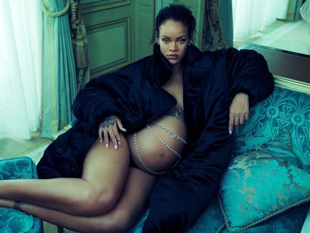 Rihanna ana oldu - FOTOLAR
