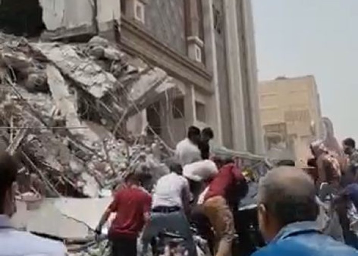 İranda 10 mərtəbəli bina çökdü- Ölən və yaralananlar var