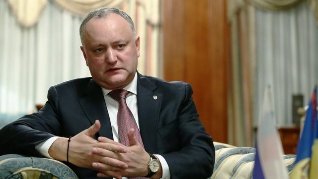 Moldovanın eks-prezidentinin evində axtarış aparılır