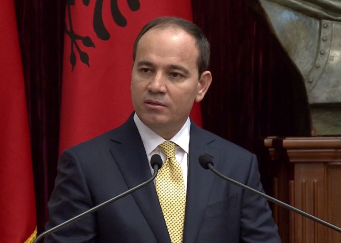 Albaniyanın sabiq Prezidenti dünyasını dəyişdi