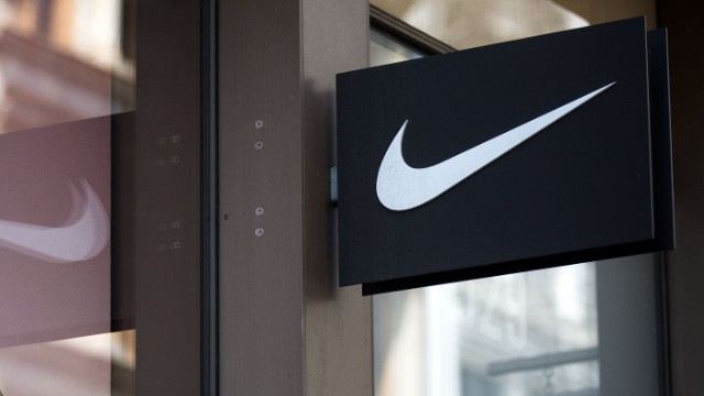 "Nike" Rusiya bazarını tərk etdi